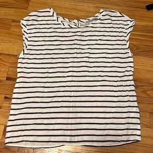 Abercrombie & Fitch | Off-White Red Stripe Button Back Top